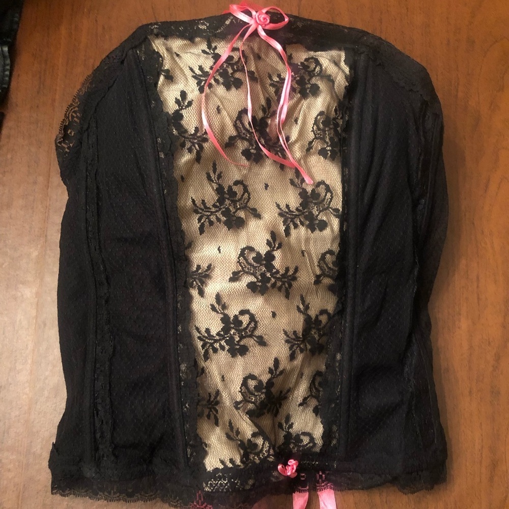 Cacique 14/16 black bustier